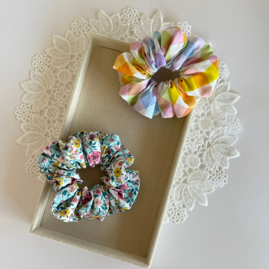 Handmade Scrunchie – Pick Your Favorite Fabric