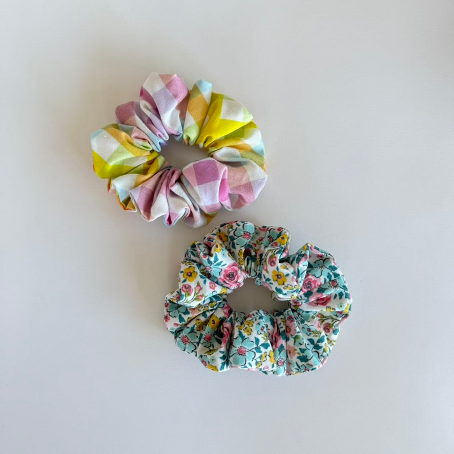 Handmade Scrunchie – Pick Your Favorite Fabric