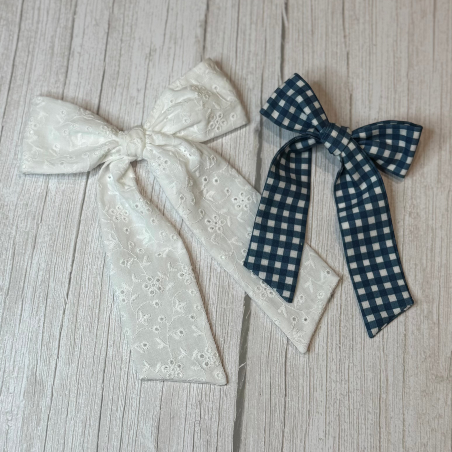 Breeze Bow – Large, White Eyelet